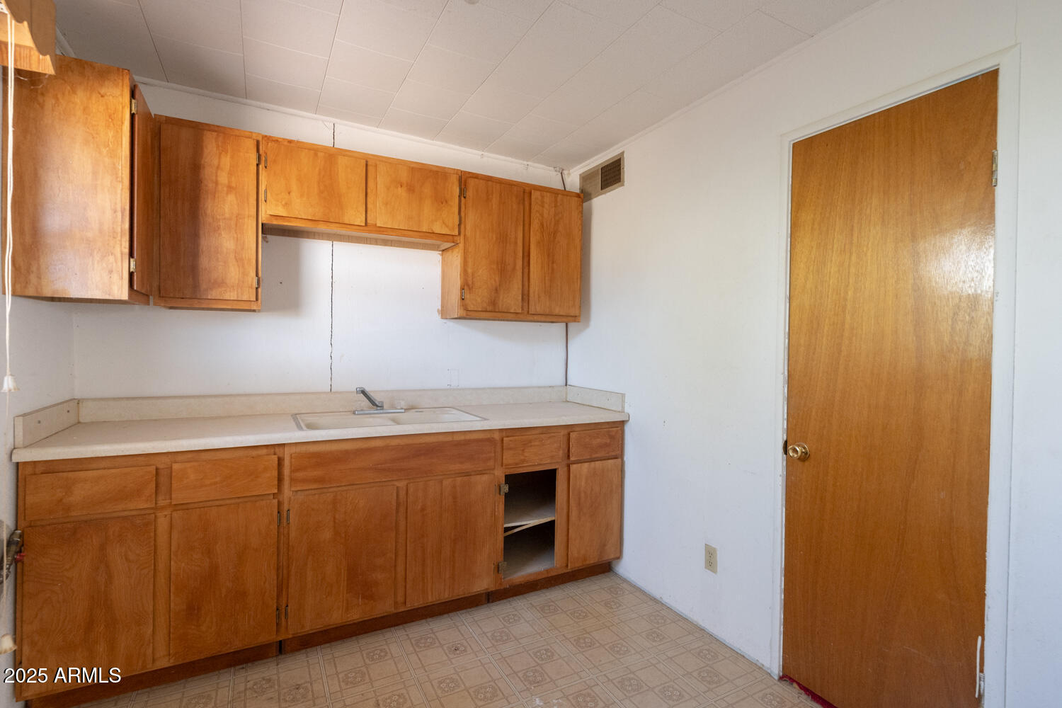 3923 West Thompson Road Elfrida, AZ 85610 - Photo 39 of 63 3923WThompson-32