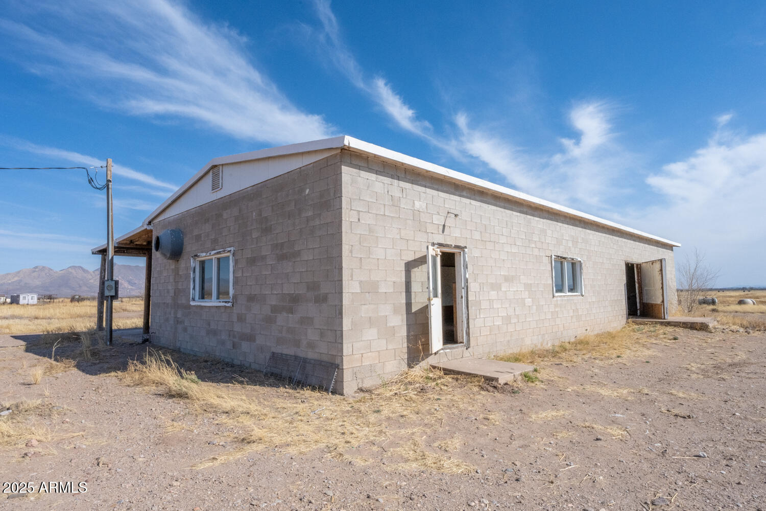 3923 West Thompson Road Elfrida, AZ 85610 - Photo 47 of 63 3923WThompson-42