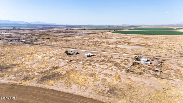 $265,000 | 3923 West Thompson Road, Elfrida, AZ 85610