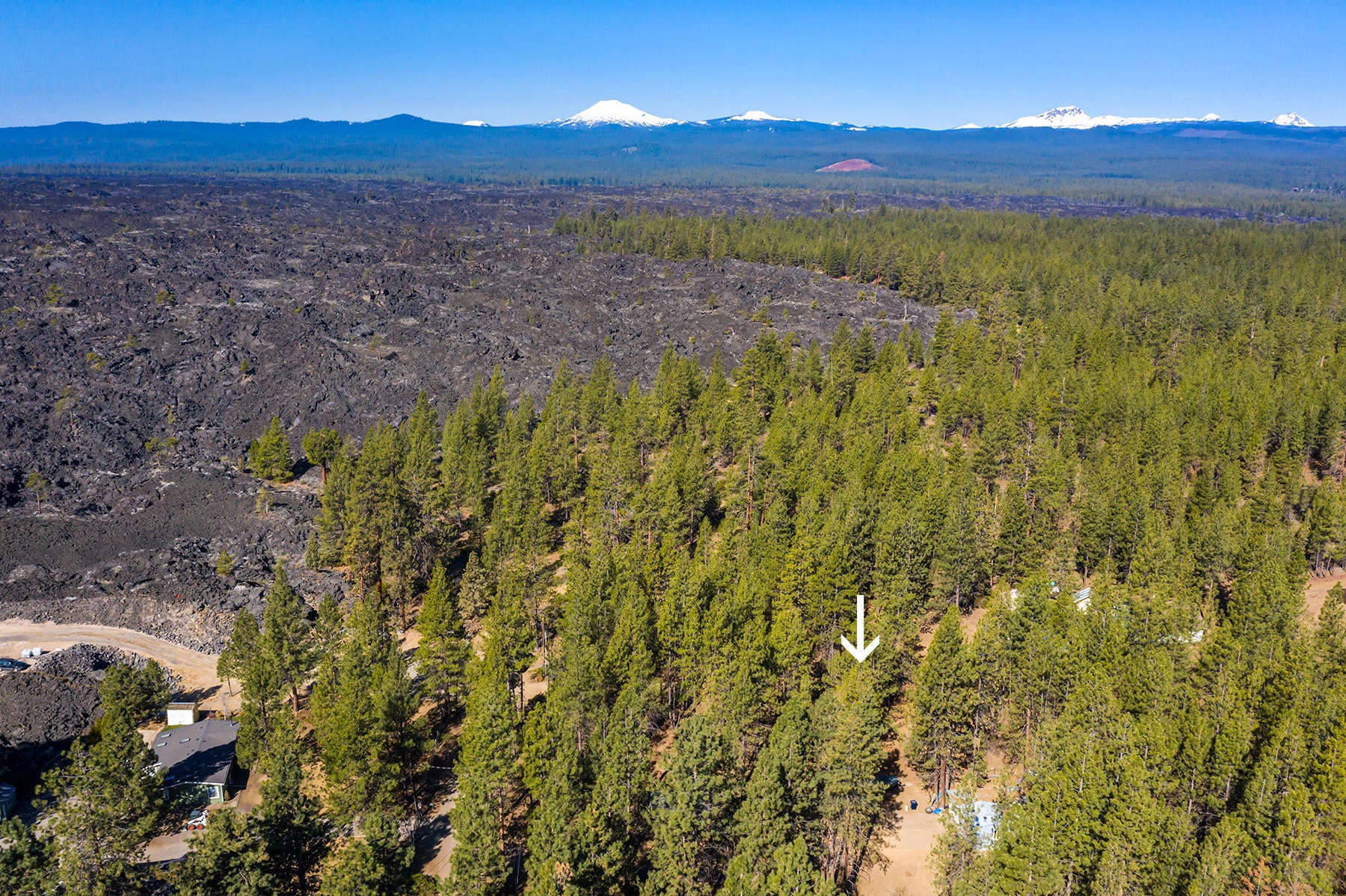 19210 Cherokee Road Bend, OR 97702 - Photo 4 of 18 DJI_0795