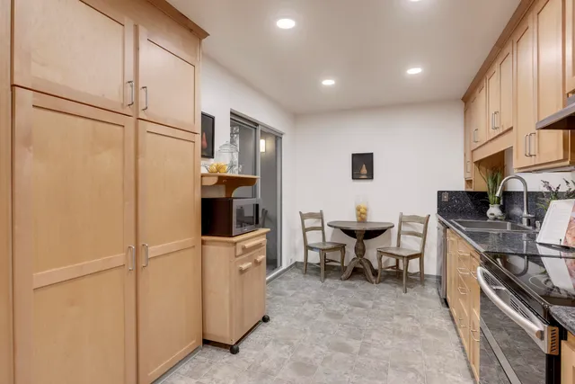 $615,000 | 323 Monte Vista Avenue, Unit 107, Oakland, CA 94611