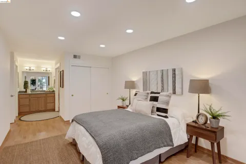 $615,000 | 323 Monte Vista Avenue, Unit 107, Oakland, CA 94611