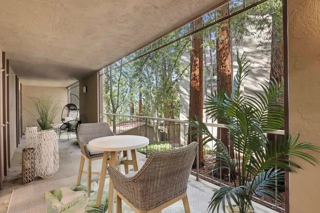 $615,000 | 323 Monte Vista Avenue, Unit 107, Oakland, CA 94611