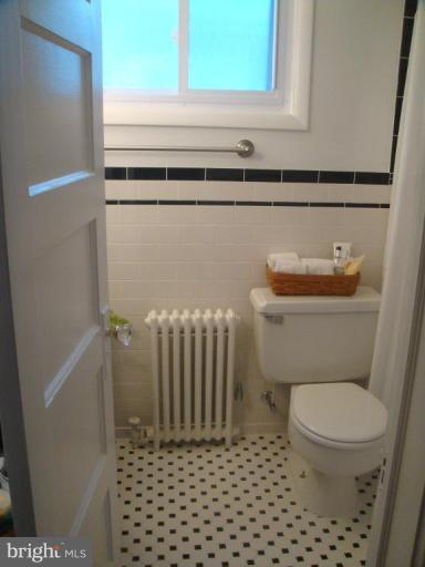 3313 Beverly Road Baltimore, MD 21214 - Photo 24 of 26 Bath #4
