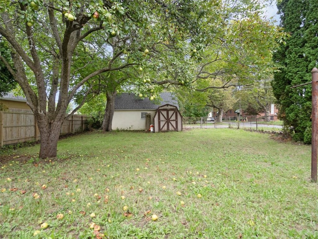 1950 Norton Street Rochester, NY 14609 - Photo 36 of 41 Gallery Image 36