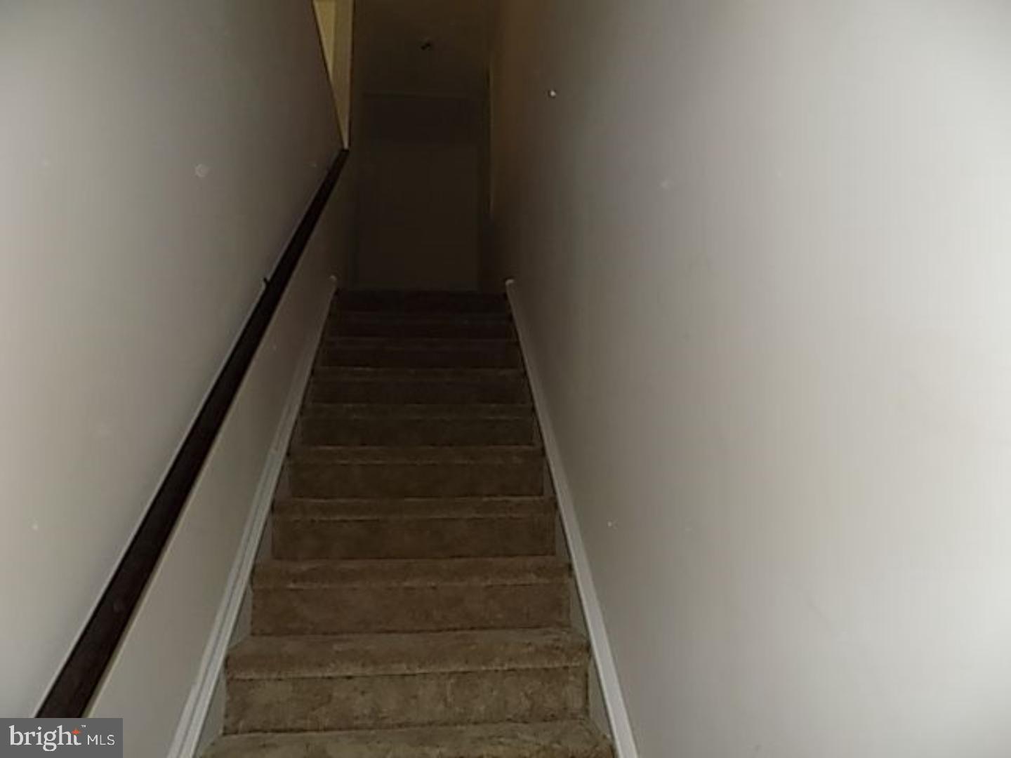 1475 Mt Holly Road, Unit F8 Edgewater Park, NJ 08010 - Photo 3 of 14 Foyer