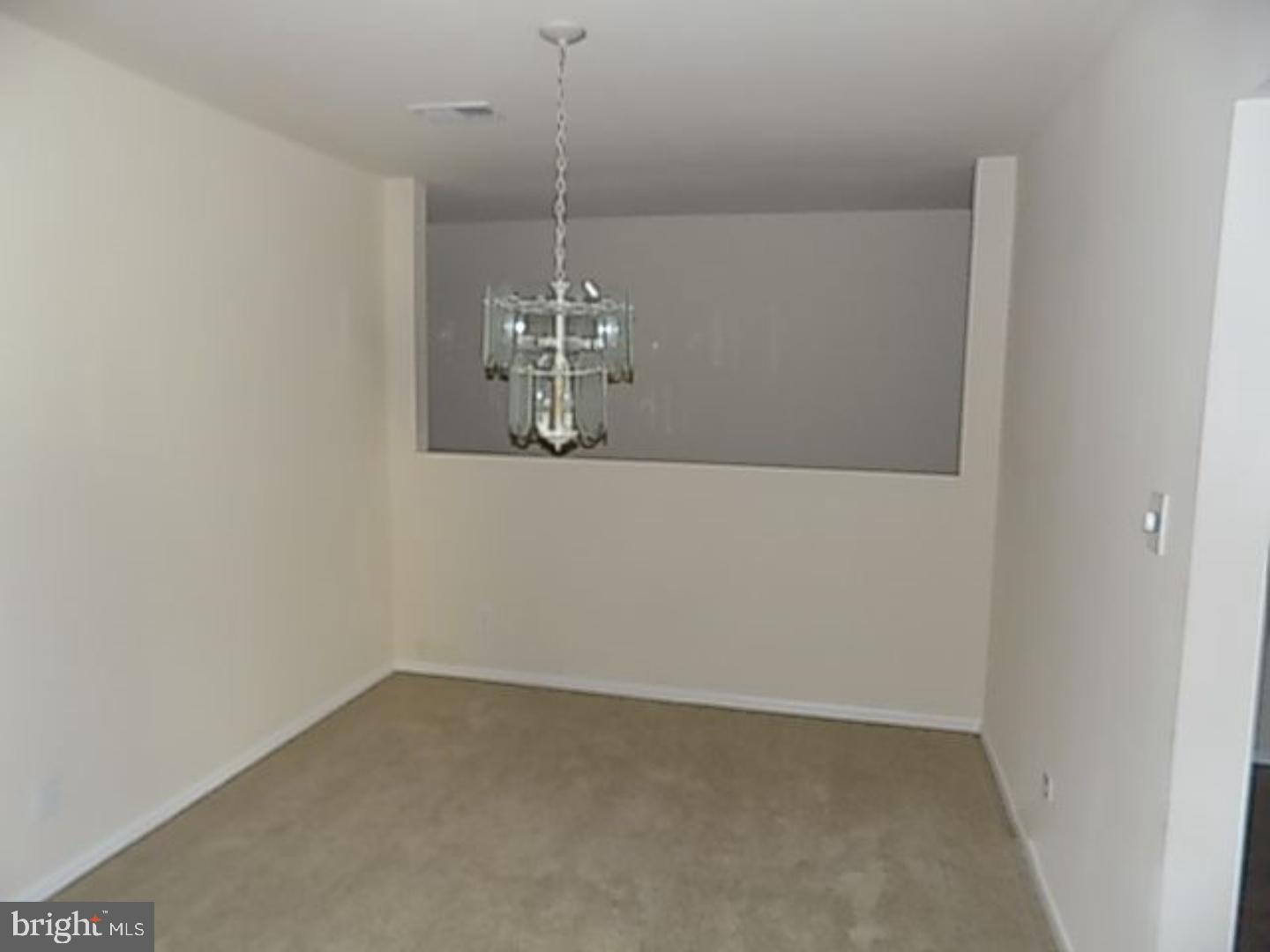 1475 Mt Holly Road, Unit F8 Edgewater Park, NJ 08010 - Photo 7 of 14 Dining Room