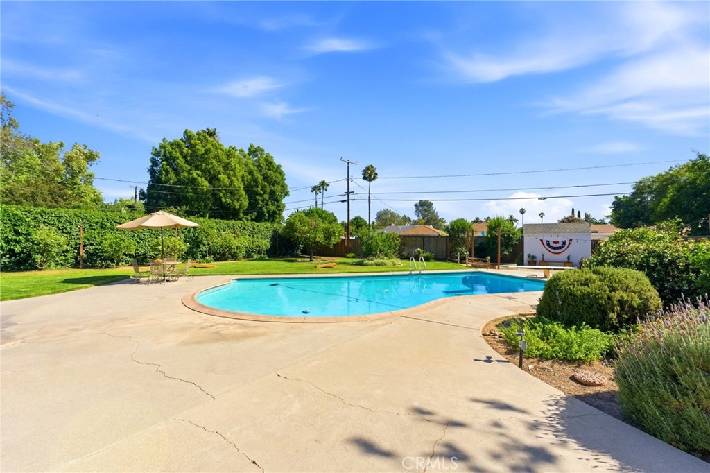 4374 Ramona Drive Riverside, CA 92506 - Photo 43 of 54