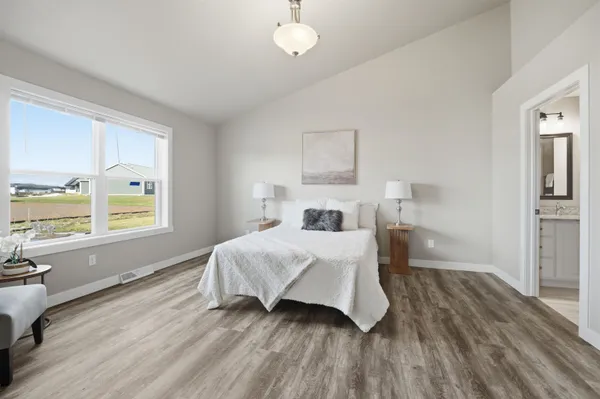 $599,900 | 5735 North Acadia Drive, Appleton, WI 54913