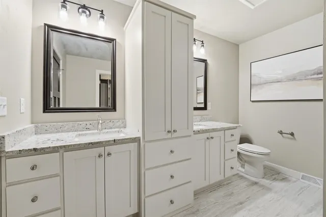 $599,900 | 5735 North Acadia Drive, Appleton, WI 54913