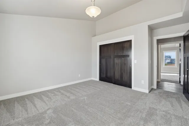 $599,900 | 5735 North Acadia Drive, Appleton, WI 54913