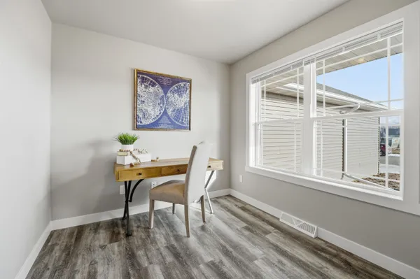 $599,900 | 5735 North Acadia Drive, Appleton, WI 54913