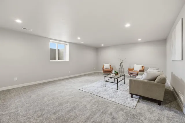 $599,900 | 5735 North Acadia Drive, Appleton, WI 54913