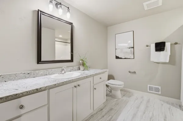 $599,900 | 5735 North Acadia Drive, Appleton, WI 54913