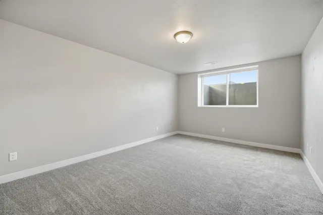 $599,900 | 5735 North Acadia Drive, Appleton, WI 54913