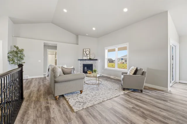 $599,900 | 5735 North Acadia Drive, Appleton, WI 54913