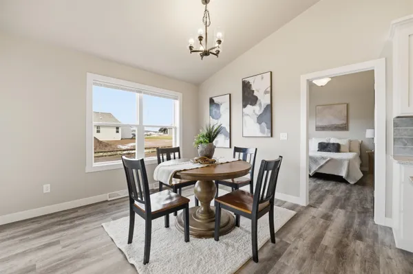 $599,900 | 5735 North Acadia Drive, Appleton, WI 54913