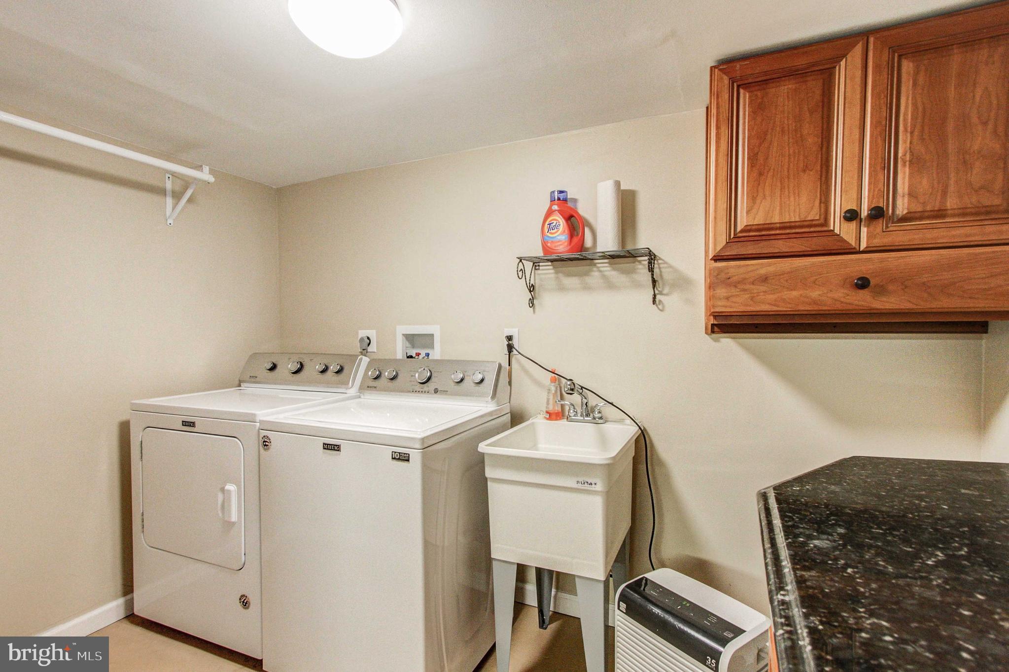 10 Latchstring Lane Hatboro, PA 19040 - Photo 30 of 32 Basement Laundry Room