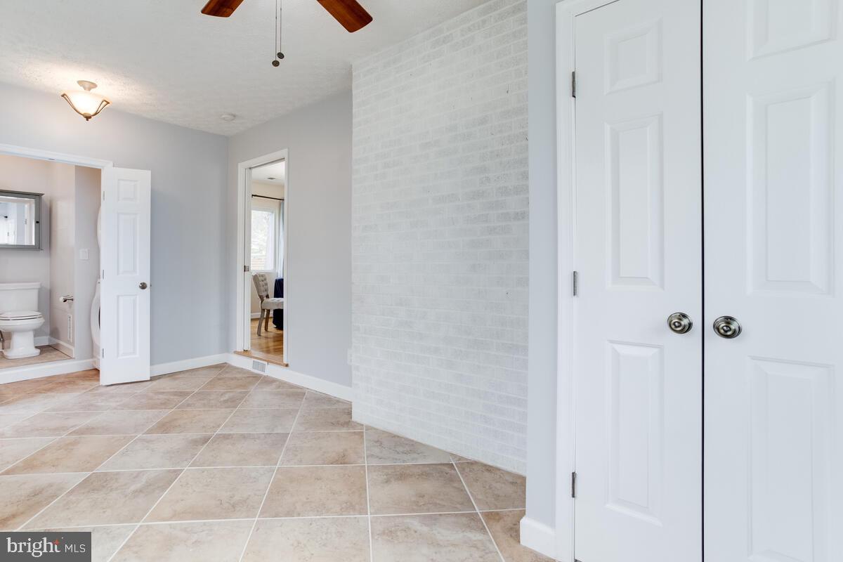 266 Pertch Road Severna Park, MD 21146 - Photo 13 of 38 Gallery Image 13