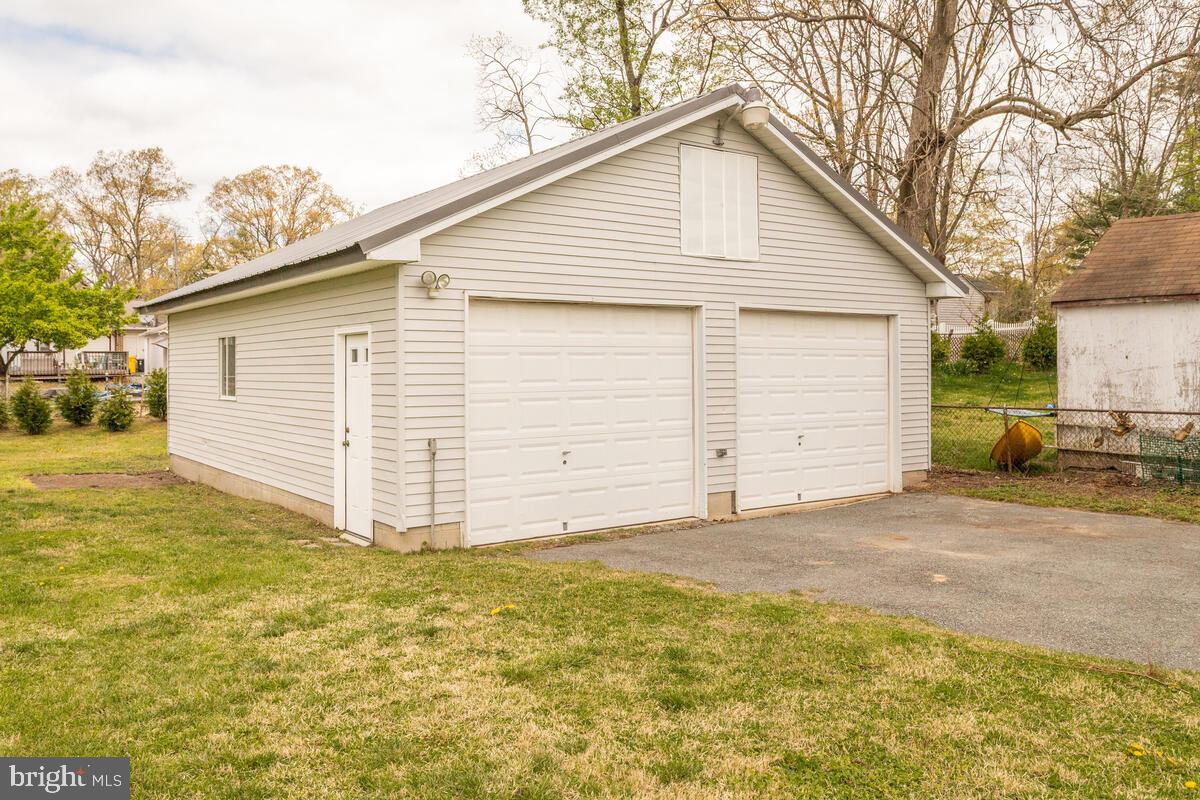 266 Pertch Road Severna Park, MD 21146 - Photo 37 of 38 Gallery Image 37