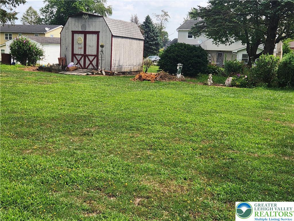 488 Daniels Road Nazareth, PA 18064 - Photo 6 of 13 Gallery Image 6