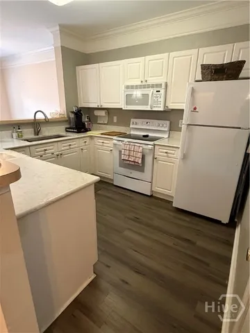 $1,700 | 1313 Whitemarsh Way, Savannah, GA 31410