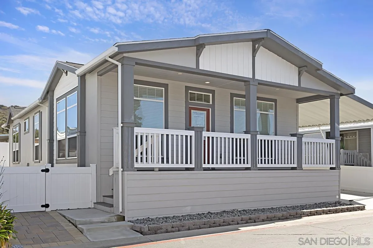 13335 Buena Vista Poway, CA 92064 - Photo 3 of 26 a front view of a house