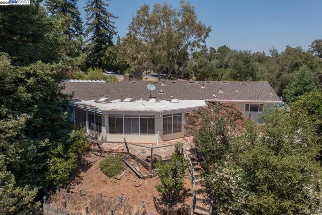 $2,425,000 | 19394 Bainter Avenue, Los Gatos, CA 95030
