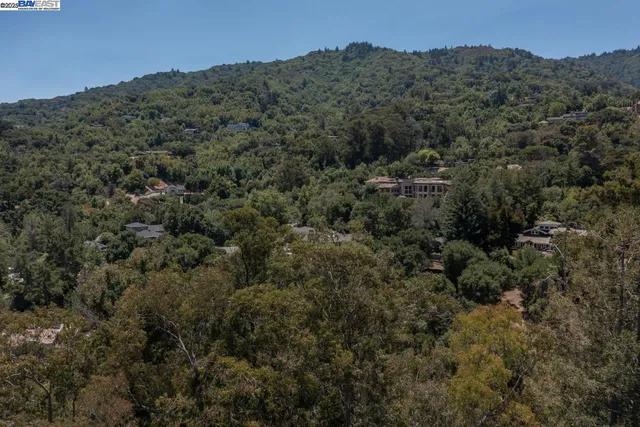 $2,425,000 | 19394 Bainter Avenue, Los Gatos, CA 95030