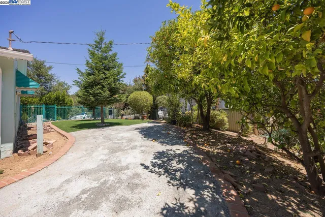 $2,425,000 | 19394 Bainter Avenue, Los Gatos, CA 95030