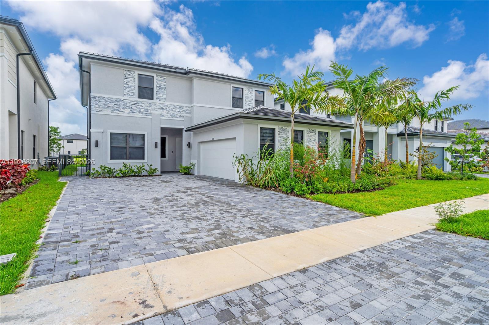 4276 Southwest 173rd Avenue Miramar, FL 33029 - Photo 2 of 56