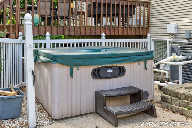 $729,000 | 145 Bay Meadows Drive, Holland, MI 49424