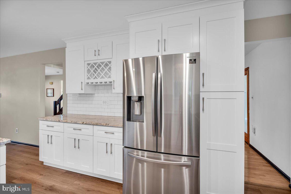 50 Wayside Road Berlin, NJ 08009 - Photo 5 of 35 Sleek modern kitchen with elegance.