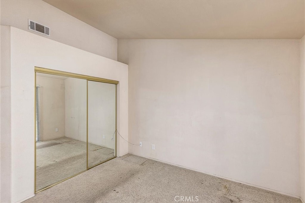 43115 Corte Landeros Temecula, CA 92592 - Photo 13 of 42 a view of an empty room