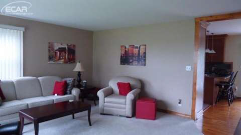 10470 Henderson Road Corunna, MI 48817 - Photo 6 of 11 20437931-6.JPG