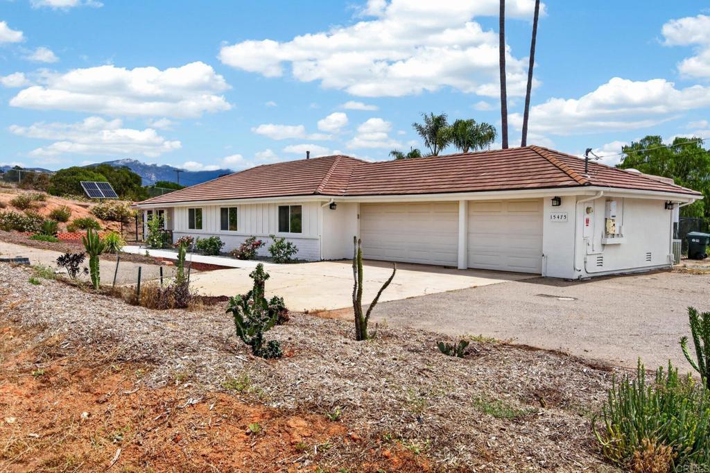 15475 Sierra Grande Road Valley Center, CA 92082 - Photo 16 of 26