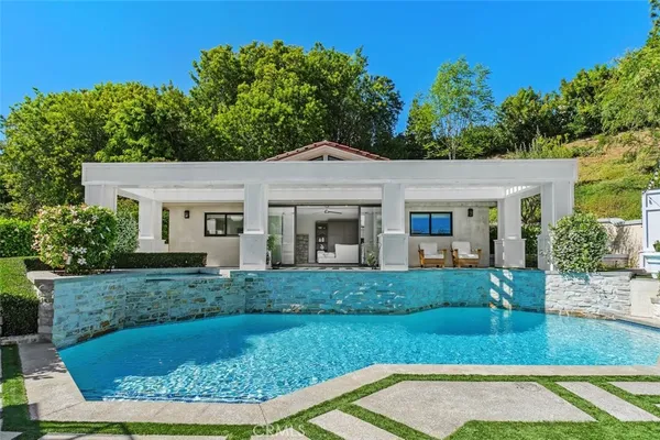 $16,999,000 | 4 Inverness Lane, Newport Beach, CA 92660