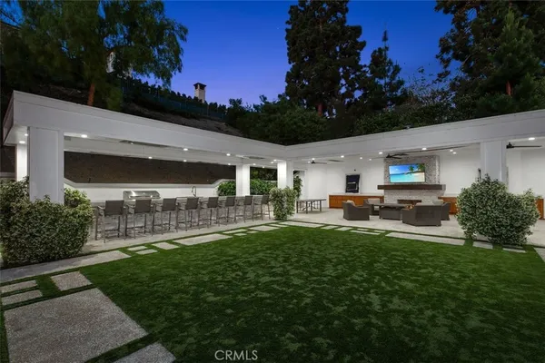 $16,999,000 | 4 Inverness Lane, Newport Beach, CA 92660