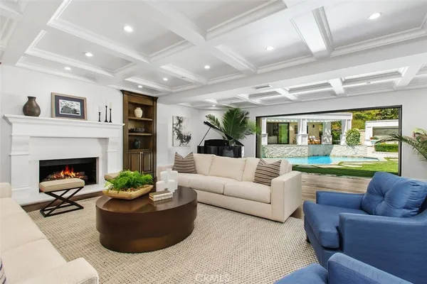 $16,999,000 | 4 Inverness Lane, Newport Beach, CA 92660