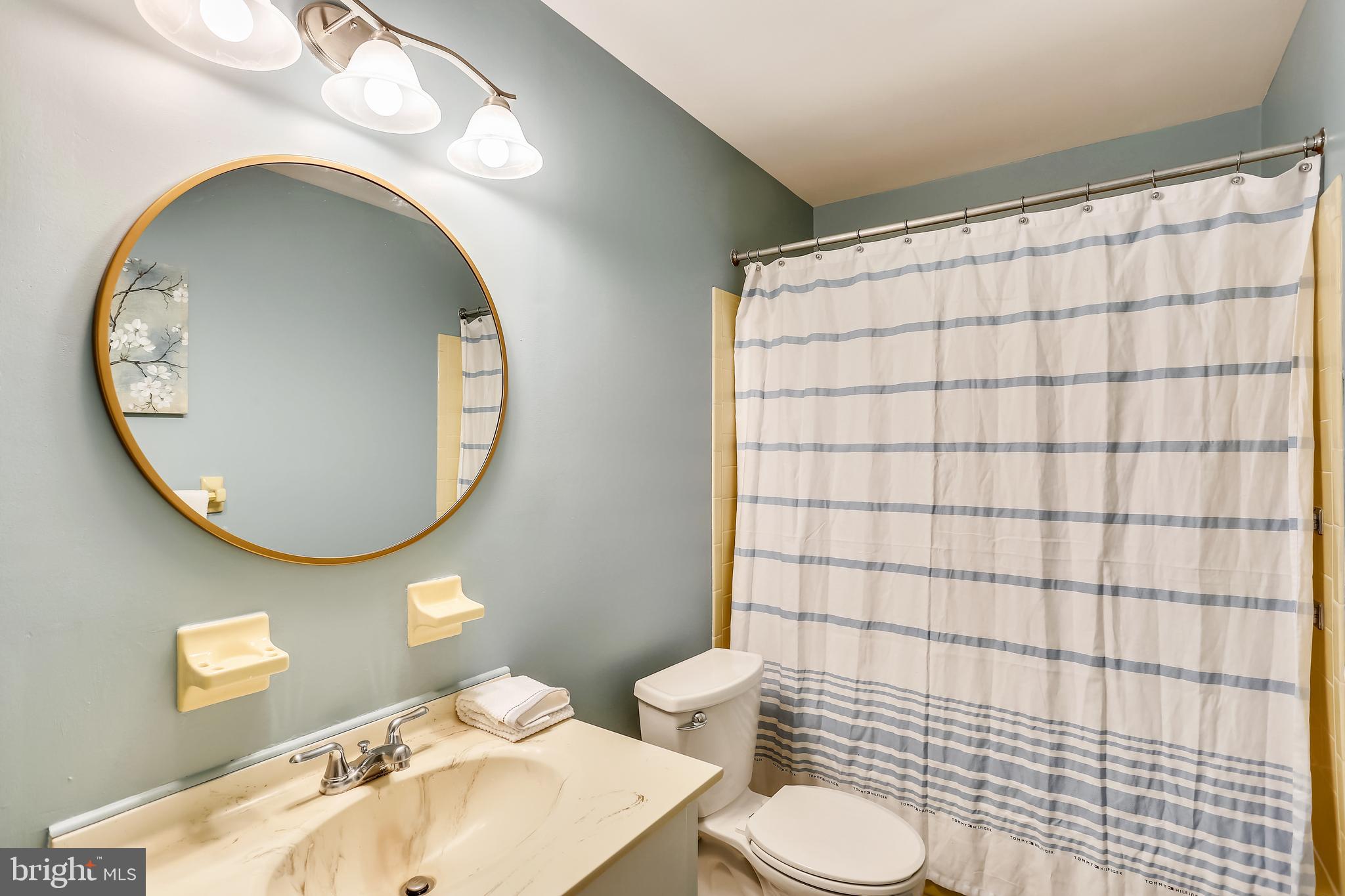 1960 Dundee Road Rockville, MD 20850 - Photo 24 of 29