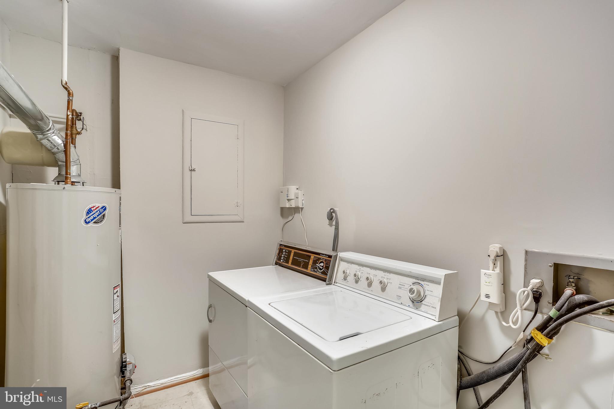 1960 Dundee Road Rockville, MD 20850 - Photo 27 of 29