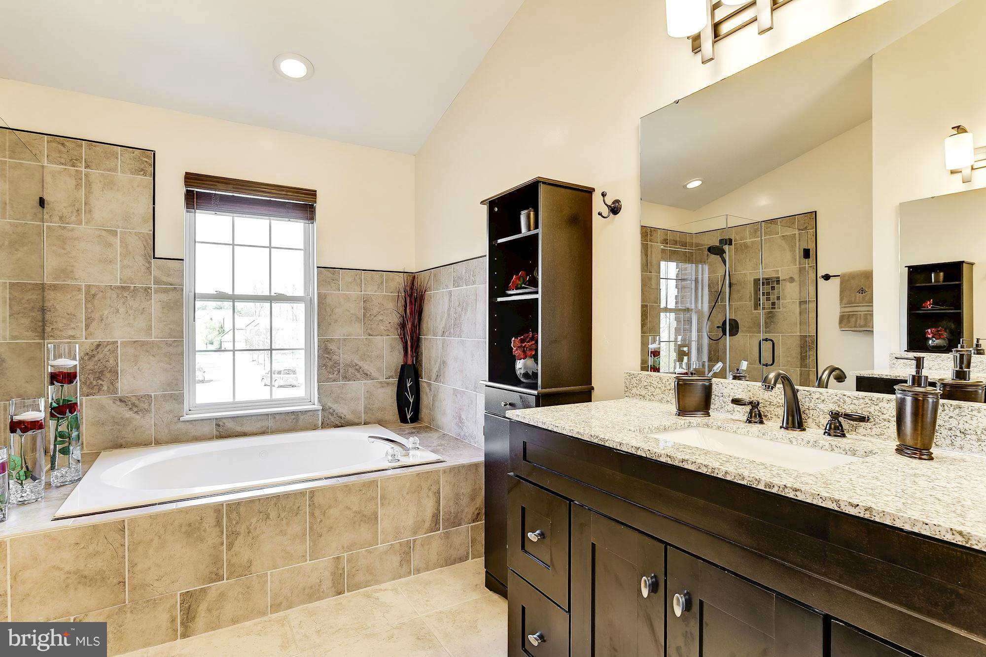 15301 Riding Path Court Laurel, MD 20707 - Photo 14 of 26 Bath (Master)