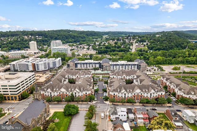 $2,300 | 200 West Elm Street, Unit 1113, Conshohocken, PA 19428