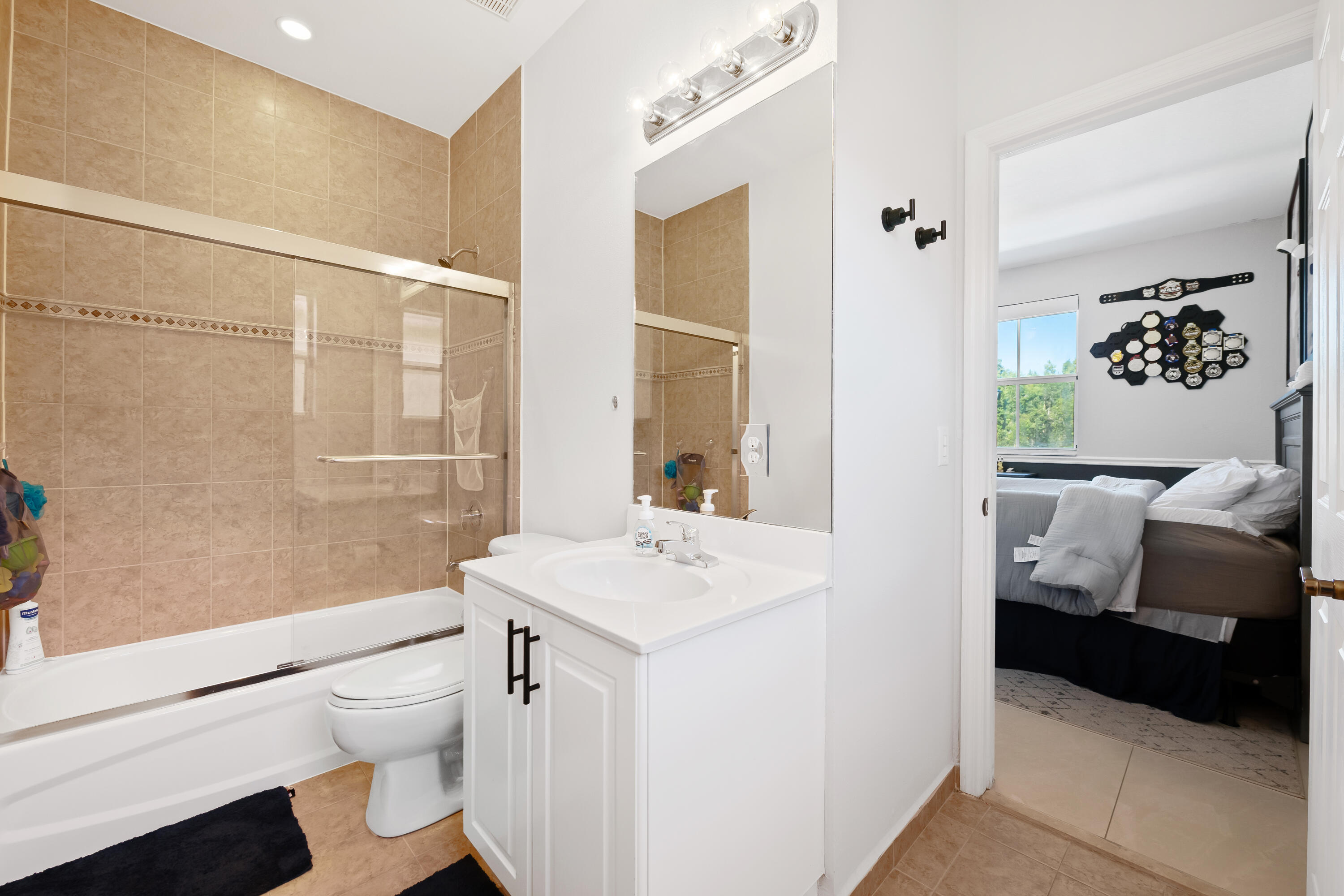 2760 Southwest 156th Place Miami, FL 33185 - Photo 15 of 55 DSC_9534