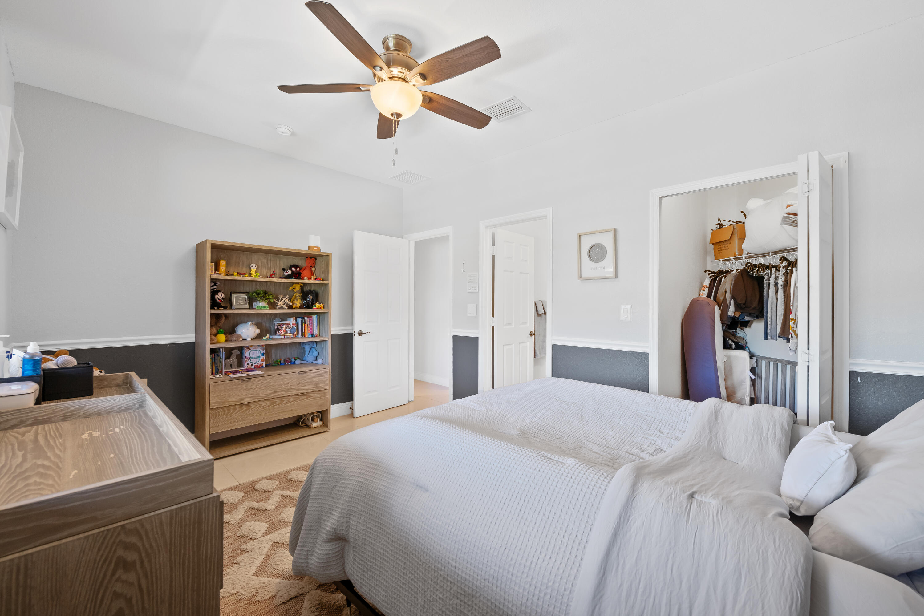 2760 Southwest 156th Place Miami, FL 33185 - Photo 10 of 55 DSC_9510