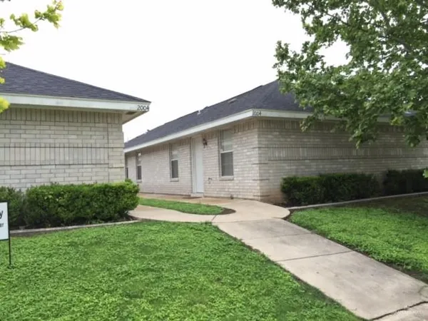$975 | 2004 Angus Street, Mission, TX 78572