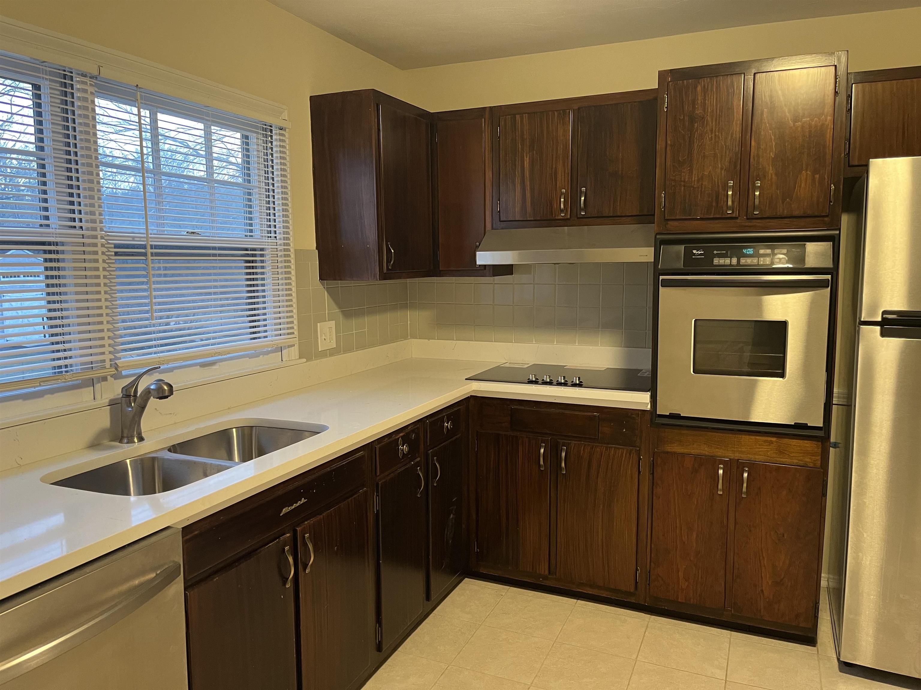 524 Wallis Road Rye, NH 03870 - Photo 11 of 29