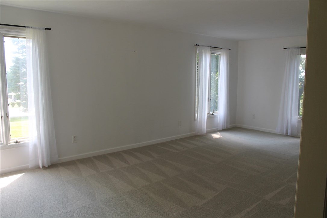 5 Ridgeway Circle Erwin, NY 14870 - Photo 17 of 49 Living room