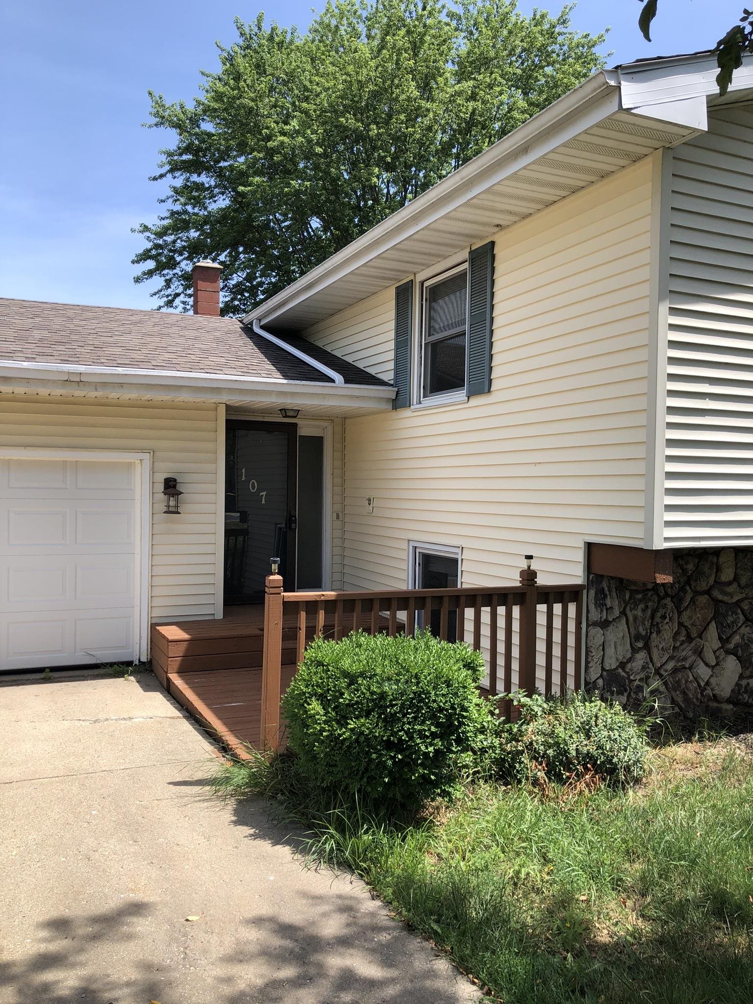 107 Newport Road Lake Summerset, IL 61019 - Photo 4 of 46 Gallery Image 4