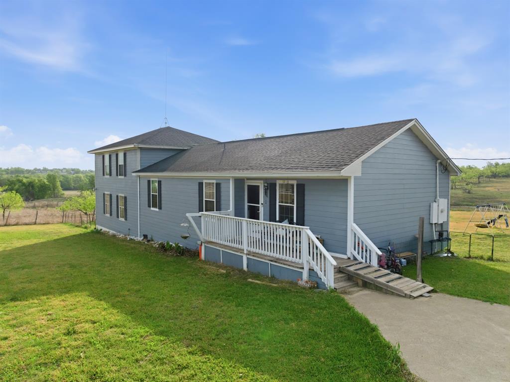 104 County Road 412B Lott, TX 76656 - Photo 1 of 1